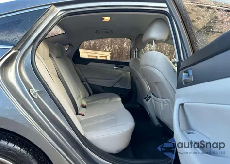 2019 Hyundai Sonata Limited из США, поврежденный, VIN 5NPE34AFXKH735839